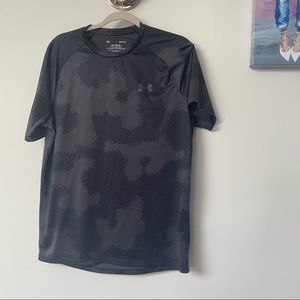 Under Armour the tech tee